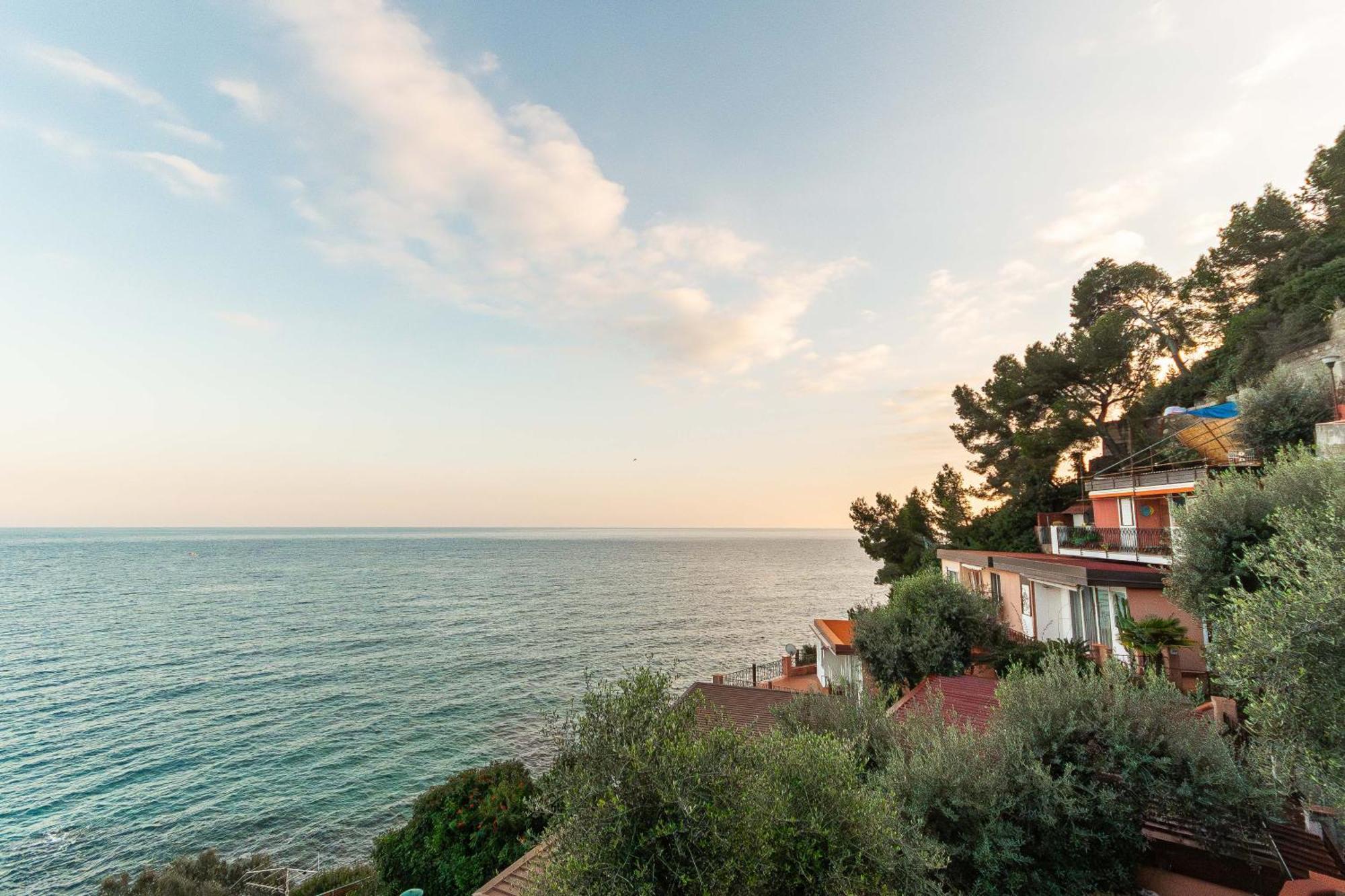 C22 Beachfront Villa - Spa Bath, Pool, Private Beach, Parking Free Marina dʼMarina dʼAndora Exteriér fotografie